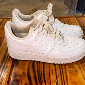 Women’s Air Force shoes